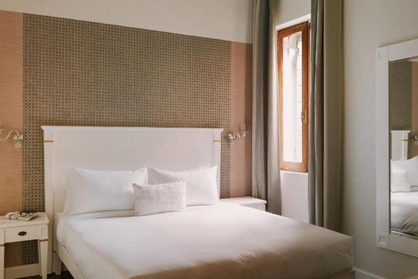 Salute Palace powered by Sonder image 12