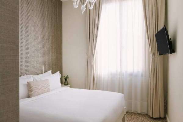 Salute Palace powered by Sonder image 15